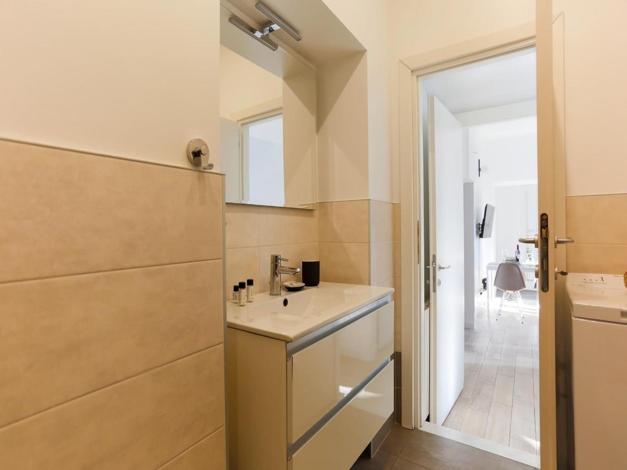 The Best Rent - Spacious Two Bedrooms Apartment Near Porta Romana Milano Exterior foto